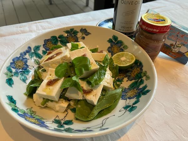豆腐とアンチョビのオリーブオイル和え